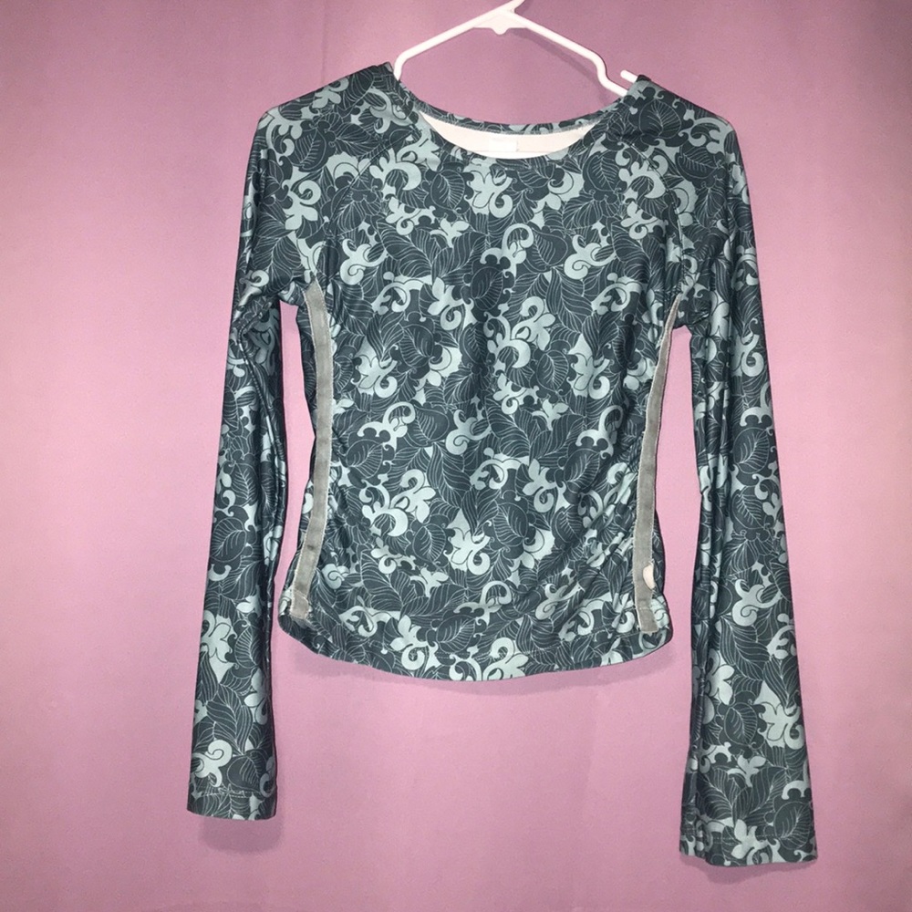 long sleeve reebok shirt